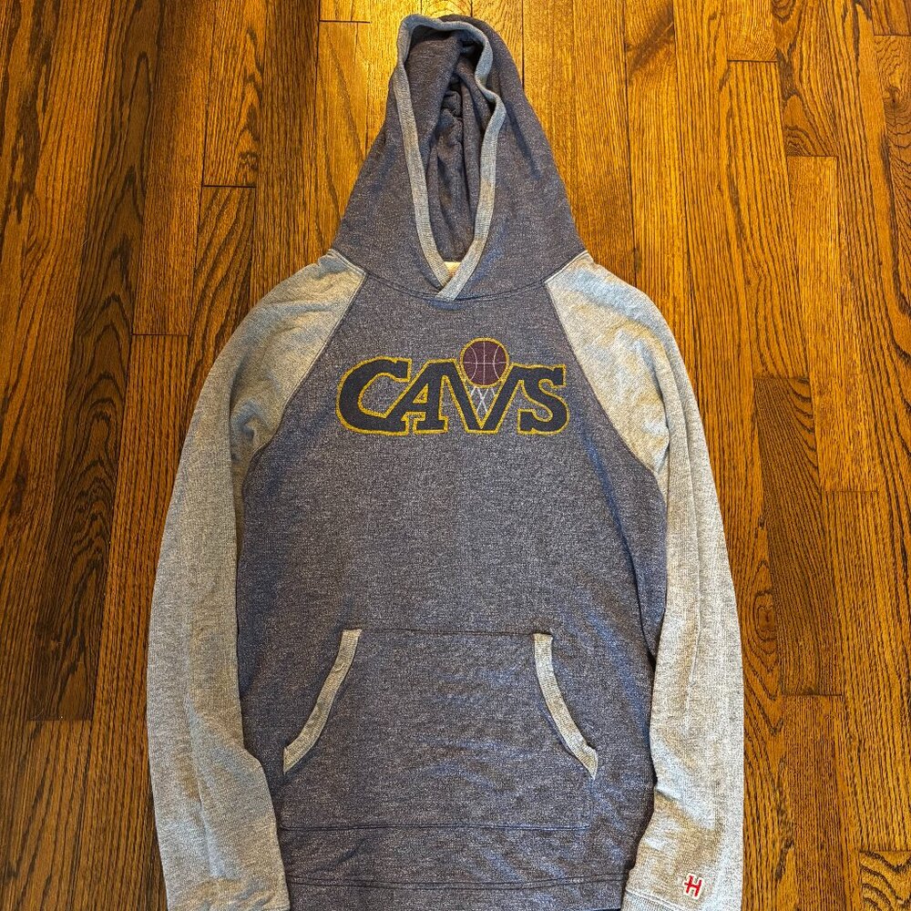 Lightweight Women's HOMAGE CAVS Hoodie